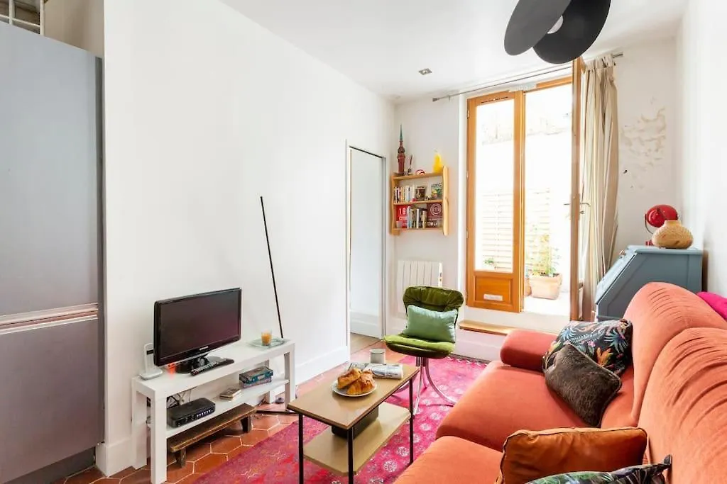 2 Pieces Parisien A 10 Min De Montmartre Apartment *